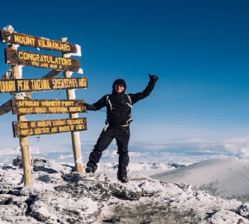 Kilimanjaro hiking Marangu route 6 days