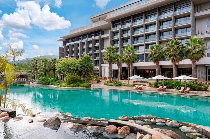 2 days Serengeti safari from Mwanza 2 days Serengeti safari from Mwanza